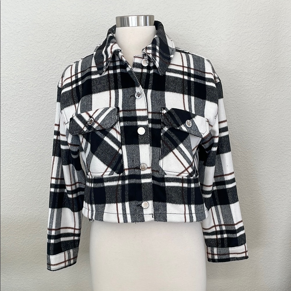 Plaid ZARA cropped Black and White Shacket